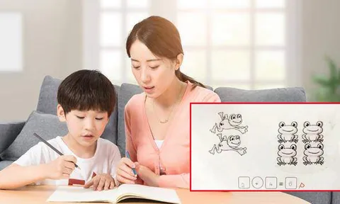 Con làm toán "2+4=6" bị chấm sai, mẹ tức giận lên mạng hỏi thì xấu hổ khi nghe phân tích