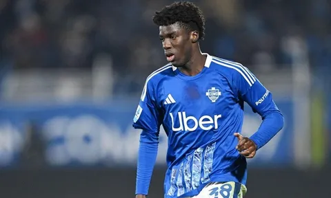 Cạnh tranh Liverpool, MU quyết chiêu mộ "Diallo 2.0"