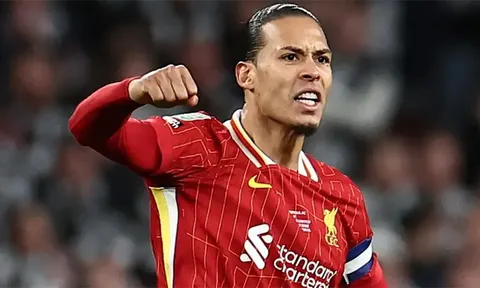 Liverpool bị chê bai, Van Dijk "phản pháo"