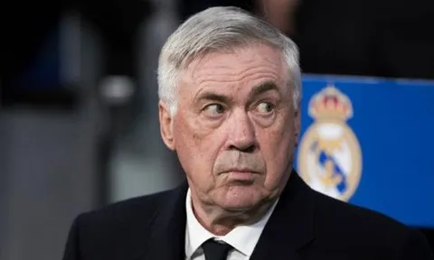 Bản lĩnh của Ancelotti giúp Real vượt qua giông bão