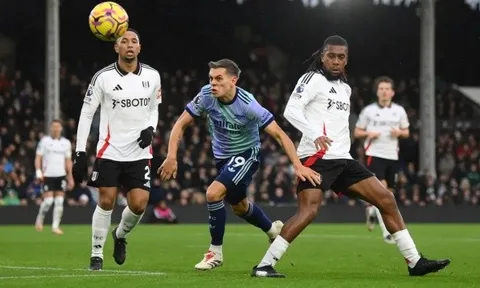 Lý do Arsenal phải loại bỏ Trossard