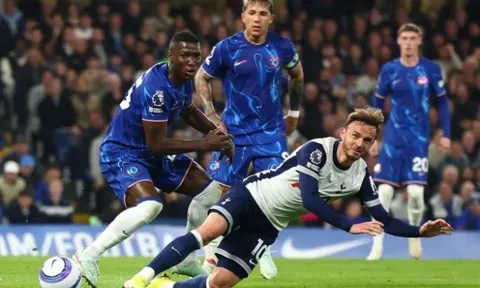 Maresca sau khi Chelsea hạ Spurs: 'Tuyệt đối đúng! Cậu ấy xuất sắc nhất thế giới'