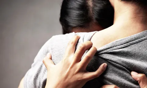 Vợ tằn tiện suốt 9 năm lo cho gia đình, đau đớn phát hiện chồng mua đất 'bù đắp' thiệt thòi cho nhân tình