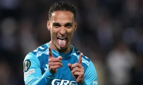 Antony 'quẩy nát' Real, Barca chờ bão tố