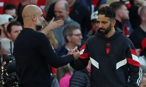 "Viên kim cương" của Man City nằm trong túi M.U