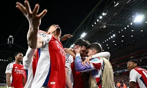 CHÍNH THỨC! Arsenal giúp Premier League chốt hạ tấm vé Champions League