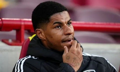 Cú xoay chuyển chóng mặt vụ Marcus Rashford