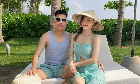Đức Huy có bạn gái xinh như mộng, là MC VTV