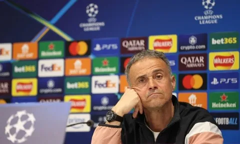 HLV PSG bất ngờ gợi lại nỗi đau của Liverpool