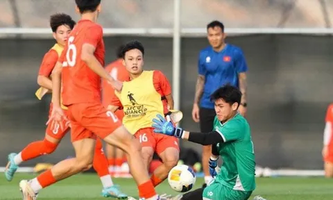 Thể hình U17 Việt Nam: 6 cầu thủ trên 1m8