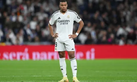 Thứ vũ khí từng vô hiệu hóa Mbappe sẽ giúp Barca khuất phục Dortmund