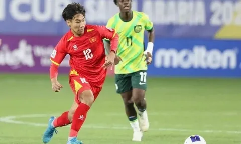 Tiền vệ U17 Việt Nam học được gì từ De Bruyne?