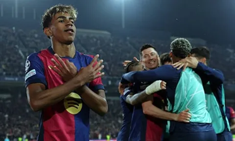 Barcelona 4-0 Dortmund: Tam tấu rực lửa; Bước 1 chân vào bán kết