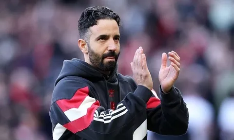 Hậu vệ Lyon bất ngờ chỉ trích Amorim