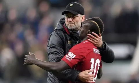 Jurgen Klopp từng muốn đấm chính mình vì sai lầm liên quan đến Sadio Mane