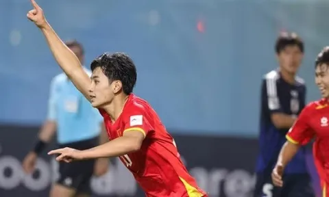 Thần tượng của tiền vệ kiến thiết lối chơi của U17 Việt Nam