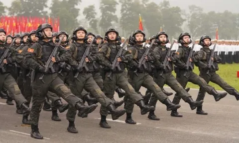 36 khối diễu binh hợp luyện hoành tráng hướng tới đại lễ 30/4