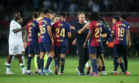 Kỷ nguyên Sir Alex đang hình thành ở Camp Nou