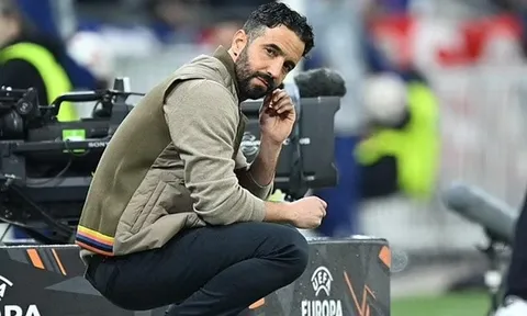 Scholes nghi ngờ niềm tin của Amorim với Man Utd
