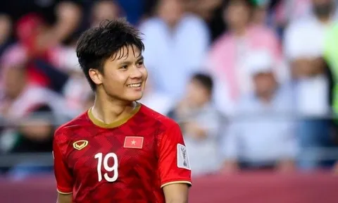 FIFA nhắc tên Quang Hải