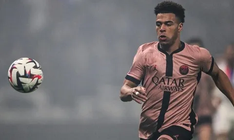 Desire Doue, ngôi sao khiến Enrique mạnh dạn loại bỏ Mbappe