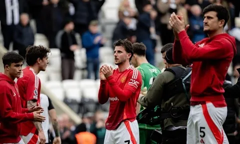 Manchester United thu về 8 triệu bảng từ chuyến du đấu châu Á