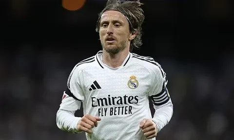 Người hâm mộ bối rối vì Modric sắp trở thành chủ CLB