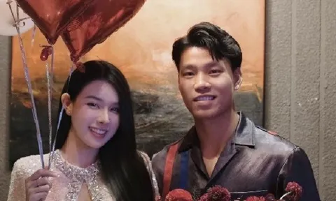 Vũ Văn Thanh khoe bạn gái hot girl