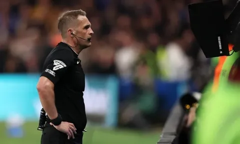 Chelsea nằm ở đâu nếu không có VAR mùa này?