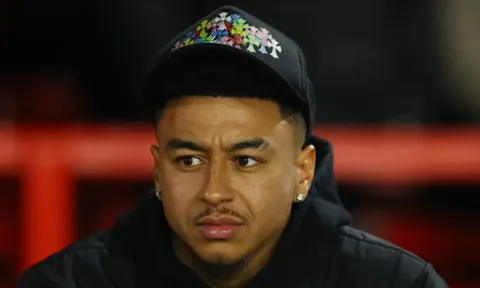Lingard từ chối cung cấp lời khai trong vụ điều tra ông nội bị cáo buộc lạm dụng tình dục