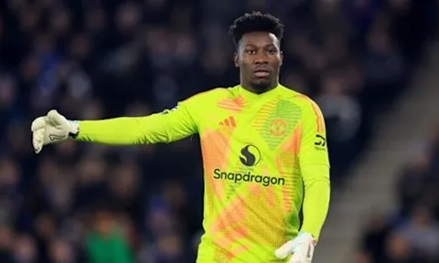 Onana khơi dậy cuộc chiến giữa MU và Arsenal