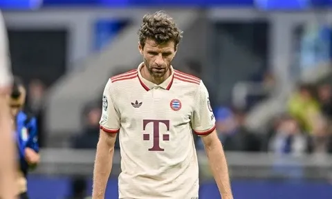Kompany tôn vinh Muller: Huyền thoại Bayern chiến đấu đến phút cuối