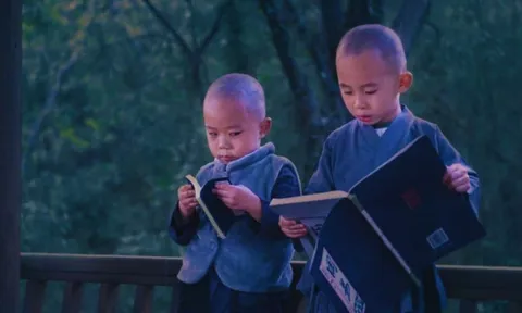Nghiệp báo nặng nhất của một gia đình: 3 điều Bất Hạnh tổ tiên làm sẽ là quả báo cho con cháu