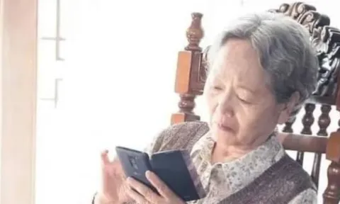 Bạn đời mất sớm, về già nhất định phải dựa vào 4 người này để sống an yên, không cô độc