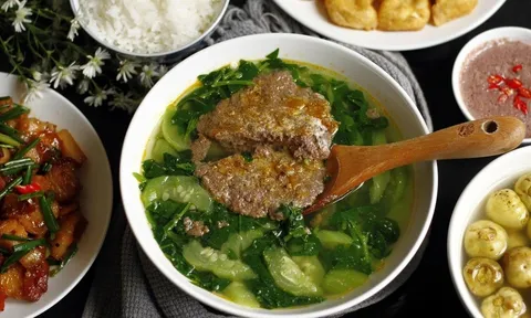 Nấu canh cua cho loại quả này vào: Canh hết tanh, gạch đóng thành mảng vàng ươm, thơm phức
