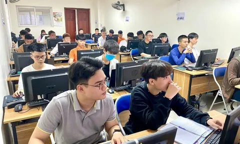 Ngành học có điểm chuẩn cao chót vót, thị trường khát nhân lực, ra trường lương 50 triệu/tháng