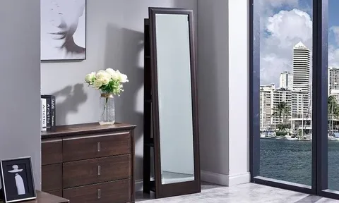 Phong thủy nhà ở: 3 điều kiêng kỵ khi treo đồng hồ, 4 vị trí không nên đặt gương