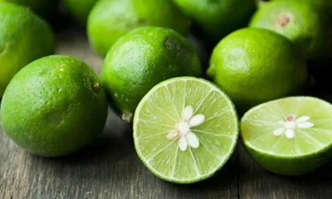 Loại cây mọc um tùm ở quê, được ví như 'nhân sâm người nghèo' giúp chống lão hóa, làm đẹp da