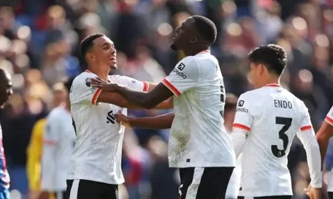 Liverpool lo ngại Real lặp lại thương vụ Trent 2.0