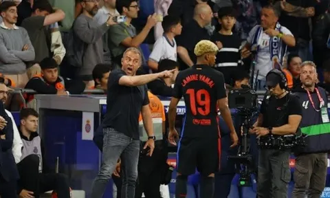 Hansi Flick ca ngợi Yamal và tinh thần đặc biệt của Barca