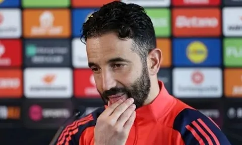 MU thua Chelsea, lập hai kỷ lục tệ nhất lịch sử Premier League