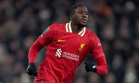 Liverpool không thể để Konate theo bước chân Alexander-Arnold