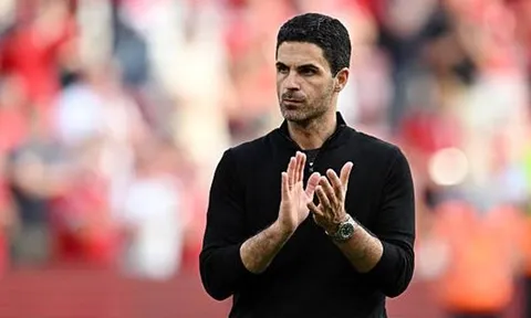 Arteta khẳng định không bất đồng quan điểm với sếp lớn của Arsenal