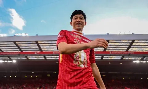 Liverpool sắp tái thiết đội hình, Endo khẳng định khát khao