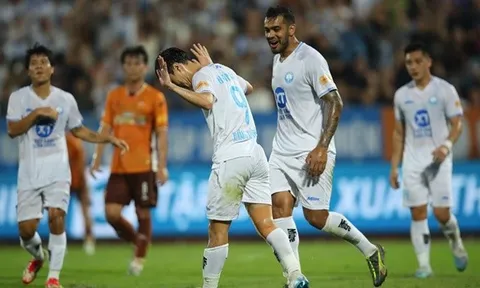 Nam Định vùi dập HAGL 6-1 trong ngày Văn Toàn, Tuấn Anh xé lưới đội bóng cũ