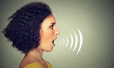 Người khôn ngoan có 3 điều càng ít nói càng nhiều phúc: Kẻ dại cứ nói khơi khơi