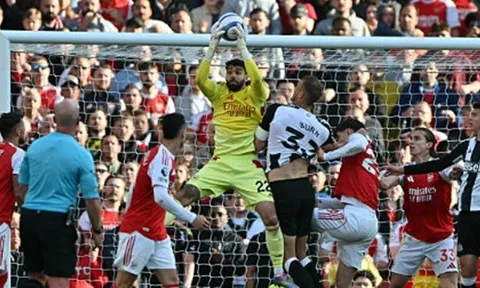 Raya vững chãi, Rice tỏa sáng: Cặp đôi định đoạt chiến thắng cho Arsenal