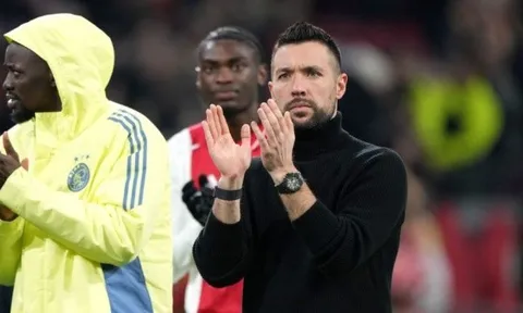 Farioli rời Ajax sau mùa giải giúp CLB trở lại Champions League