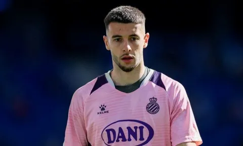 Arsenal đối mặt cuộc cạnh tranh khốc liệt ở thương vụ Joan Garcia
