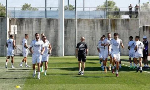Florentino Perez bác bỏ một kế hoạch nhân sự của Xabi Alonso tại Real Madrid